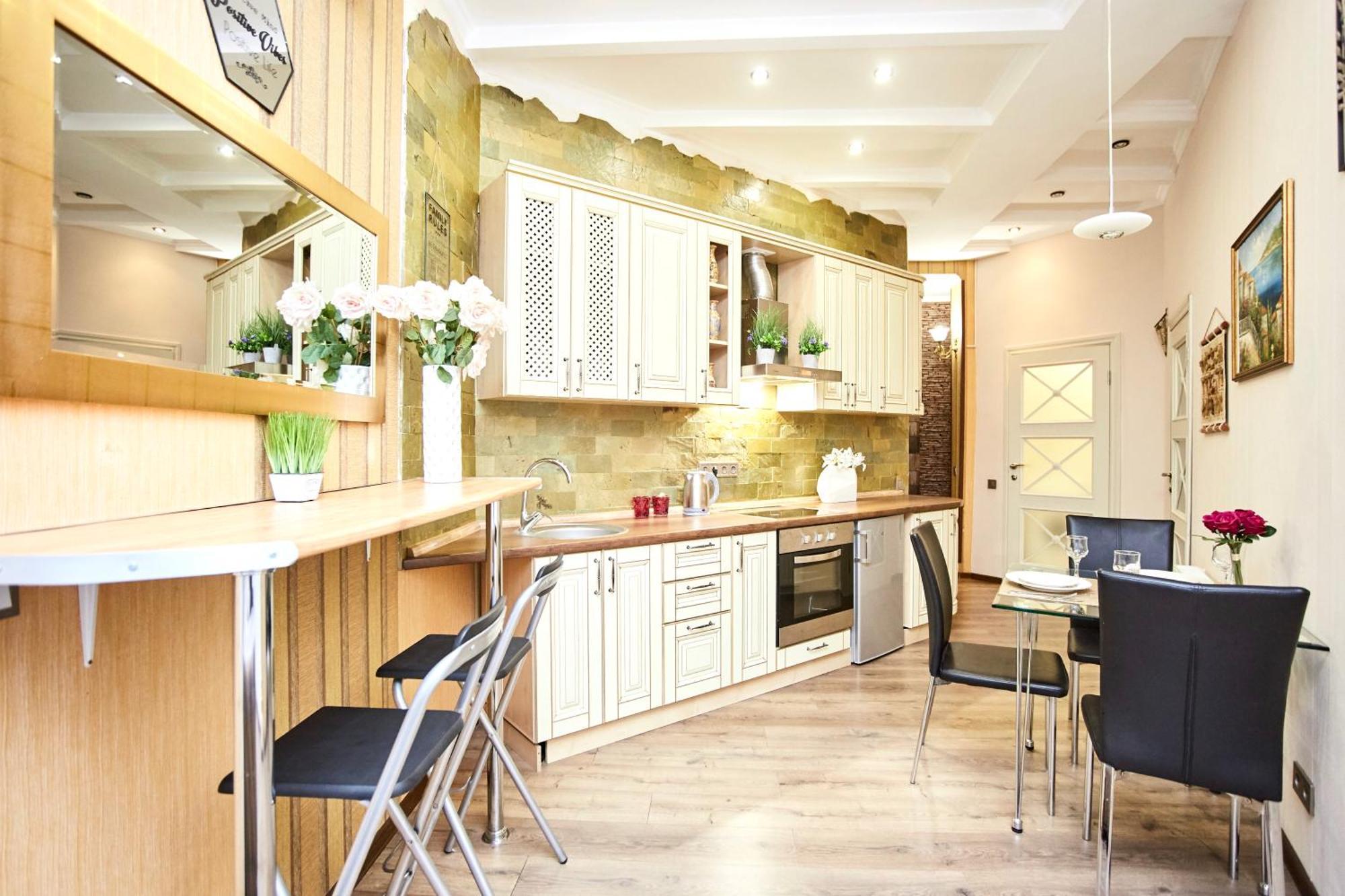 Arcadia Promenade Grand Apartments Odesa Room photo